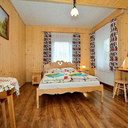 Wesoła Chatka - Krupówki 37a Zakopane Zewnętrze zdjęcie